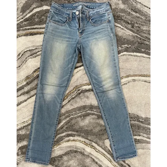 American Eagle Jeans - Picture 3 of 4